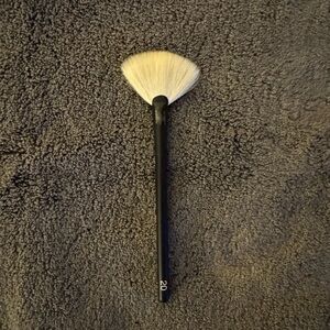 Rephr Brush 20 - authentic - NWOB